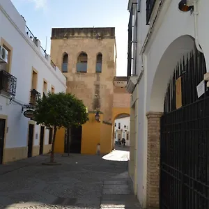 https://san-basilio-6-parking-tourist-crdoba.es-andalucia.com