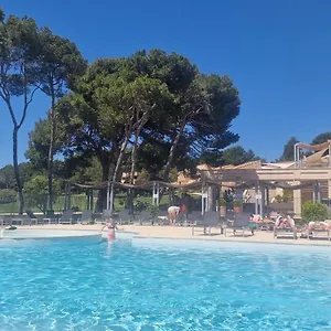  Appartement Sur Golf De L'isle-sur-la-sorgue France